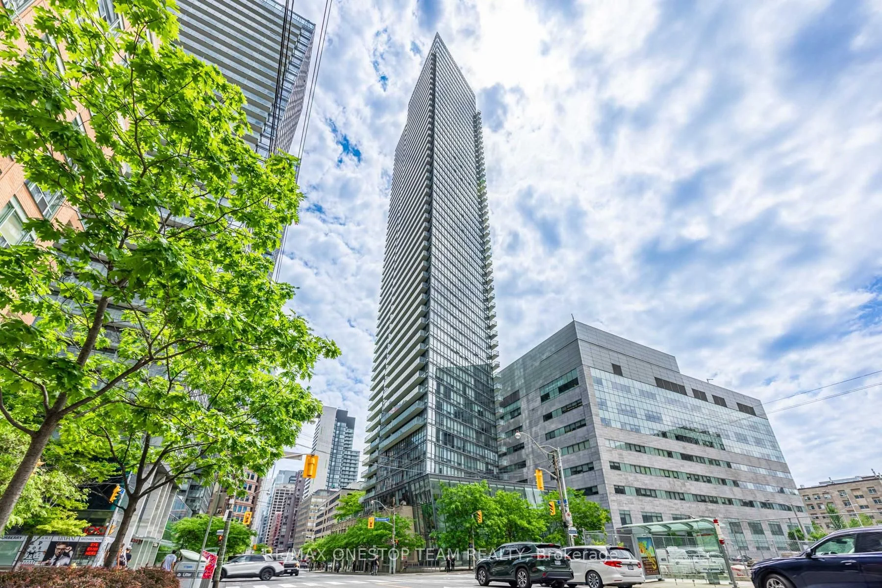 Condo Apartment in Toronto