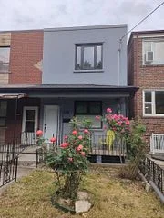 275 Euclid Avenue 2nd Floor, Toronto C01, ON M6J 2K1