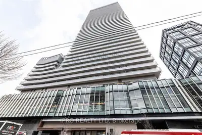 Condo Apartment in Toronto