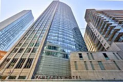 210 Victoria Street 1811, Toronto C08, ON M5B 1V8
