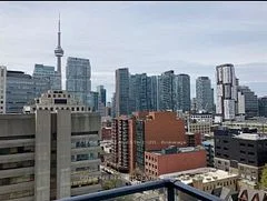 210 Simcoe Street 1413, Toronto C01, On M5t 1t4