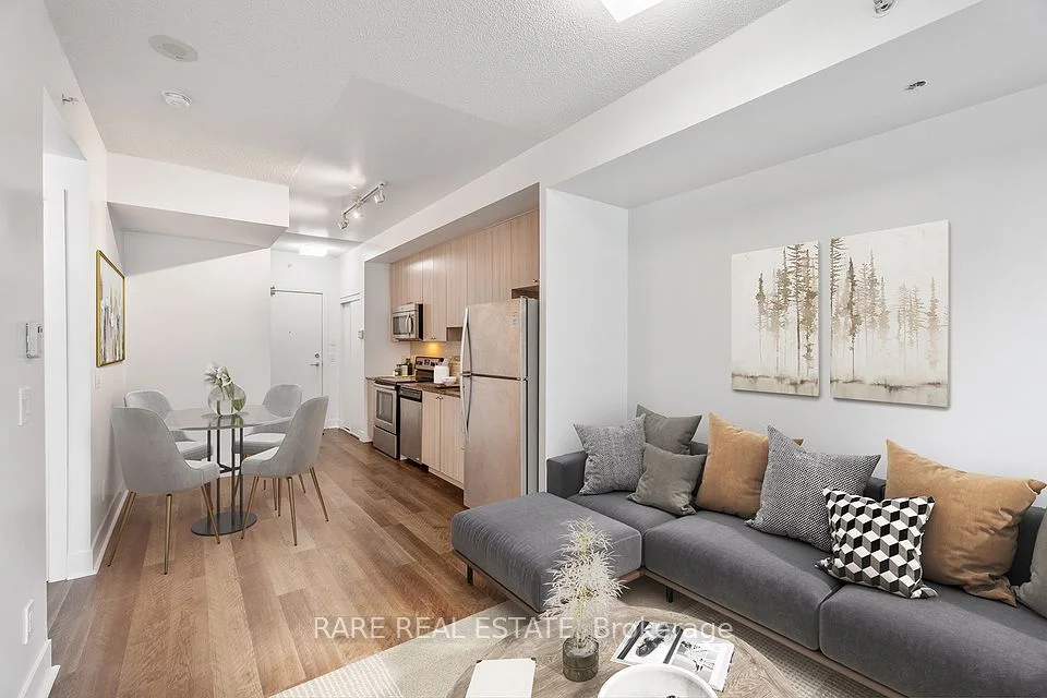 68 Merton Street 208, Toronto C10, On M4s 0a7