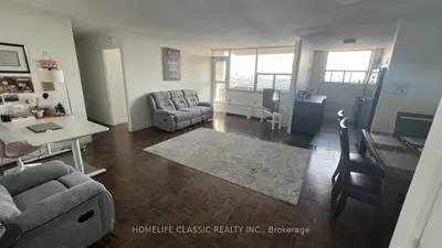 Room in Toronto