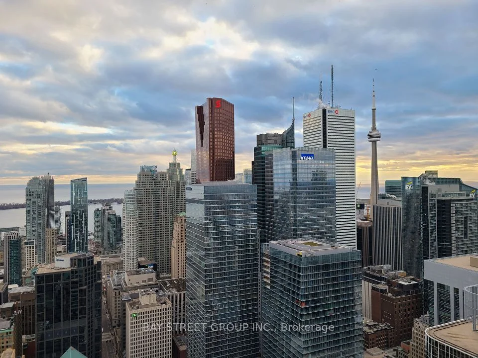 197 Yonge Street 5709, Toronto C08, On M5b 0c1
