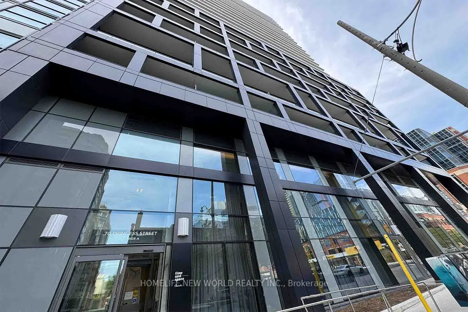 70 Princess Street 2708 E, Toronto C08, On M5a 0x6
