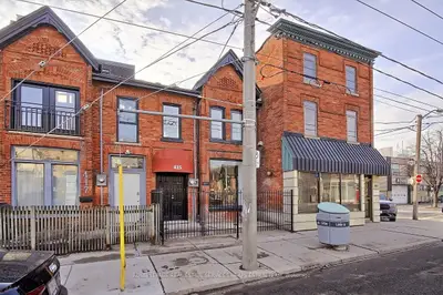 Upper Level in Toronto
