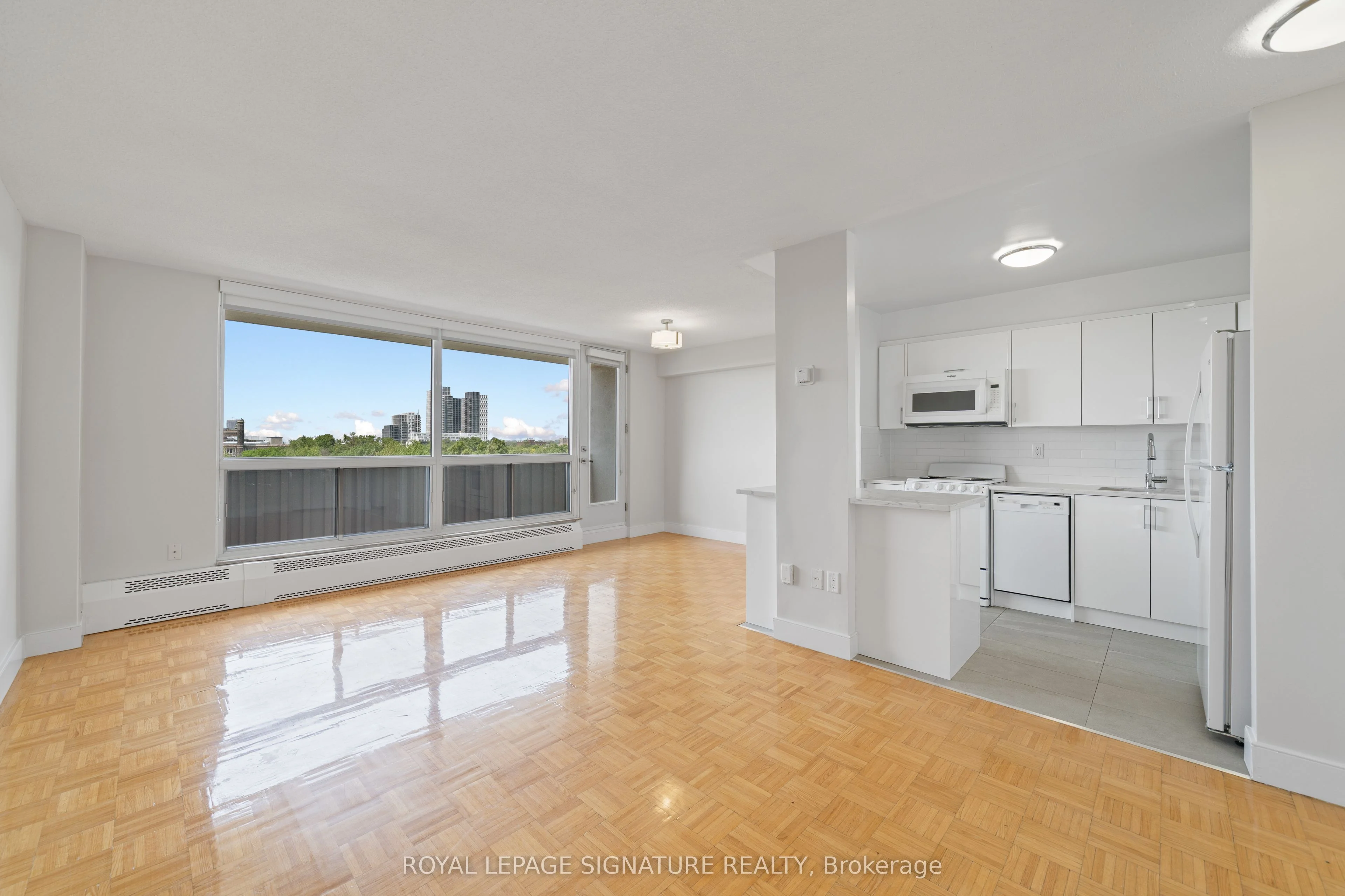 666 Spadina Avenue 1510, Toronto C01, On M5s 2h8