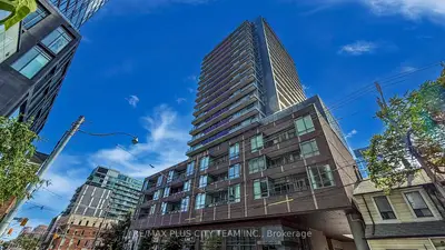 Condo Apartment in Toronto