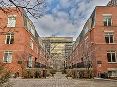 415 Jarvis Street 235, Toronto C08, On M4y 3c1