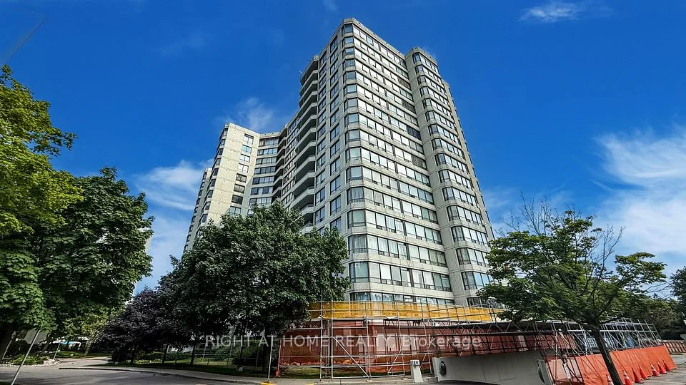 1121 Steeles Avenue W PH202, Toronto C07, ON M2R 3W7