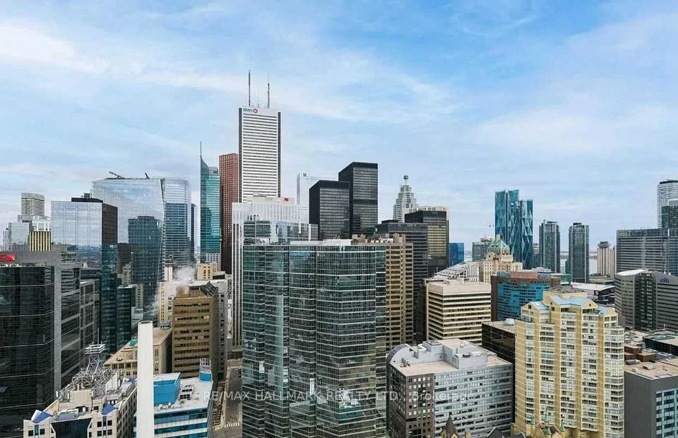 224 King Street W 3003, Toronto C01, ON M5H 0A6