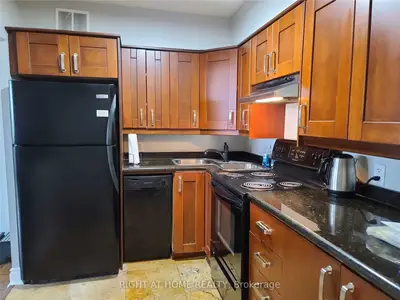 Condo Apartment in Toronto