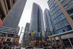 8 Wellesley Street W 5006, Toronto C01, ON M4Y 0J5