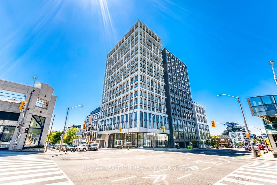 2020 Bathurst Street 1215, Toronto C03, On M5t 2r8