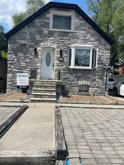 Detached in Toronto
