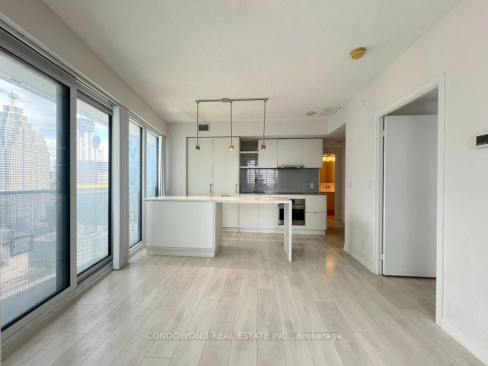 100 Harbour Street 3602, Toronto C01, On M5j 0b5