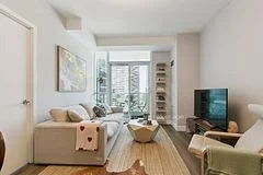 18 Harbour Street 2811, Toronto C01, ON M5J 2Z6