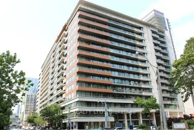 Condo Apartment in Toronto
