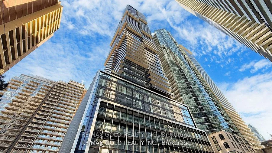 55 Charles Street 1310, Toronto C08, On M4y 1s9