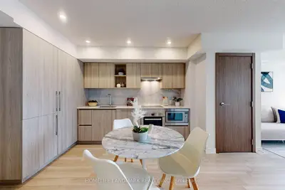 Condo Apartment in Toronto