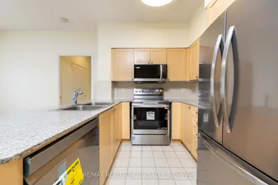 Condo Apartment in Toronto