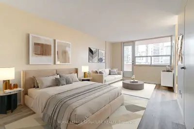 Condo Apartment in Toronto