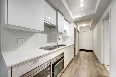 Condo Apartment in Toronto