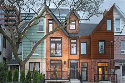 Triplex in Toronto