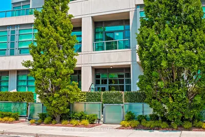 Condo Townhouse in Toronto