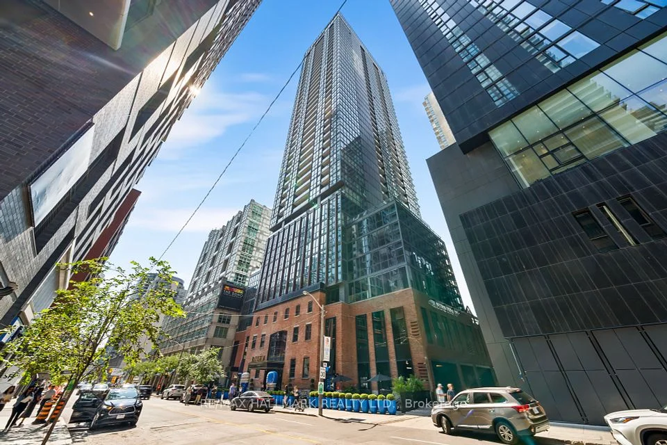 88 Blue Jays Way 1608, Toronto C01, ON M5V 2G3