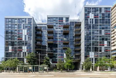 Condo Apartment in Toronto