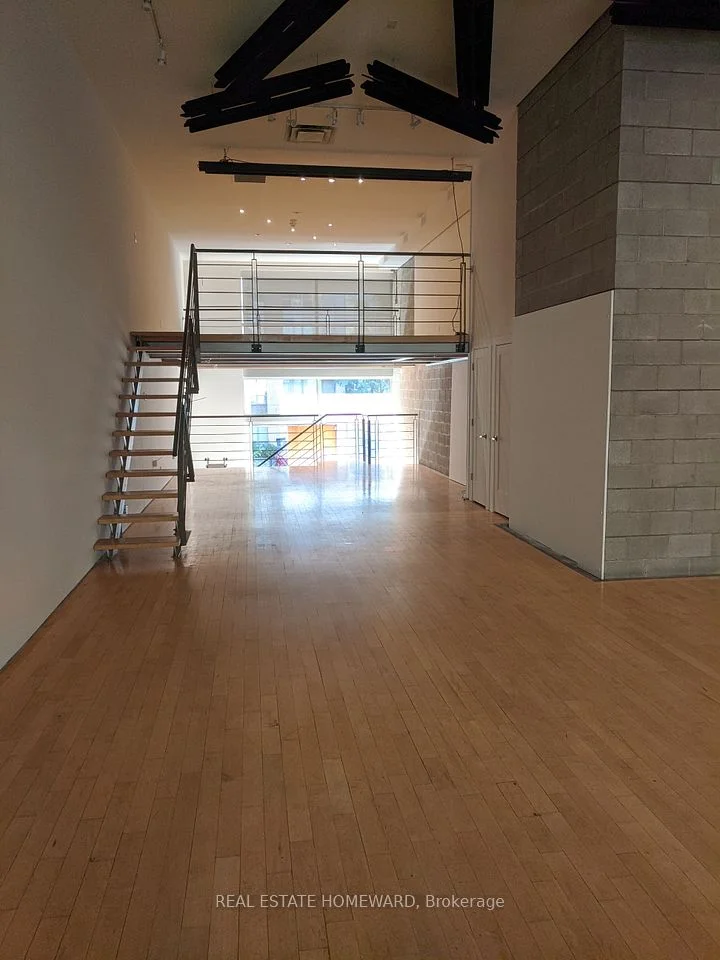 548 Richmond Street W Main, Toronto C01, ON M5V 1Y4