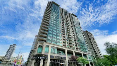 Condo Apartment in Toronto