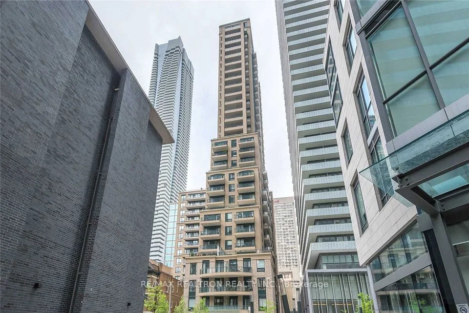 35 Hayden Street 1501, Toronto C08, ON M4Y 3C3