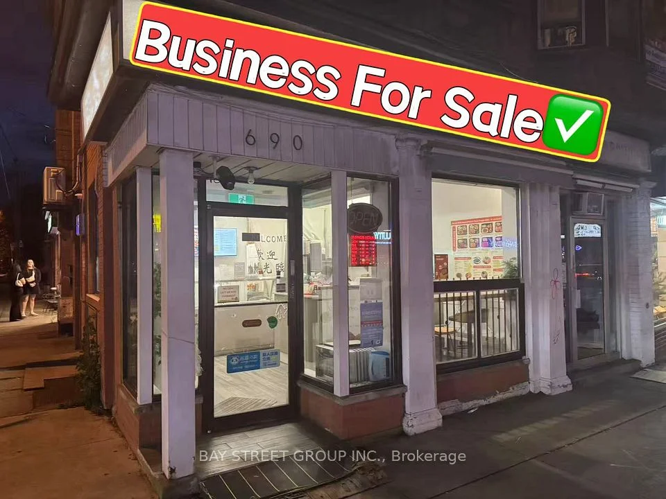 690 Bloor Street W, Toronto C02, ON M6G 1L2