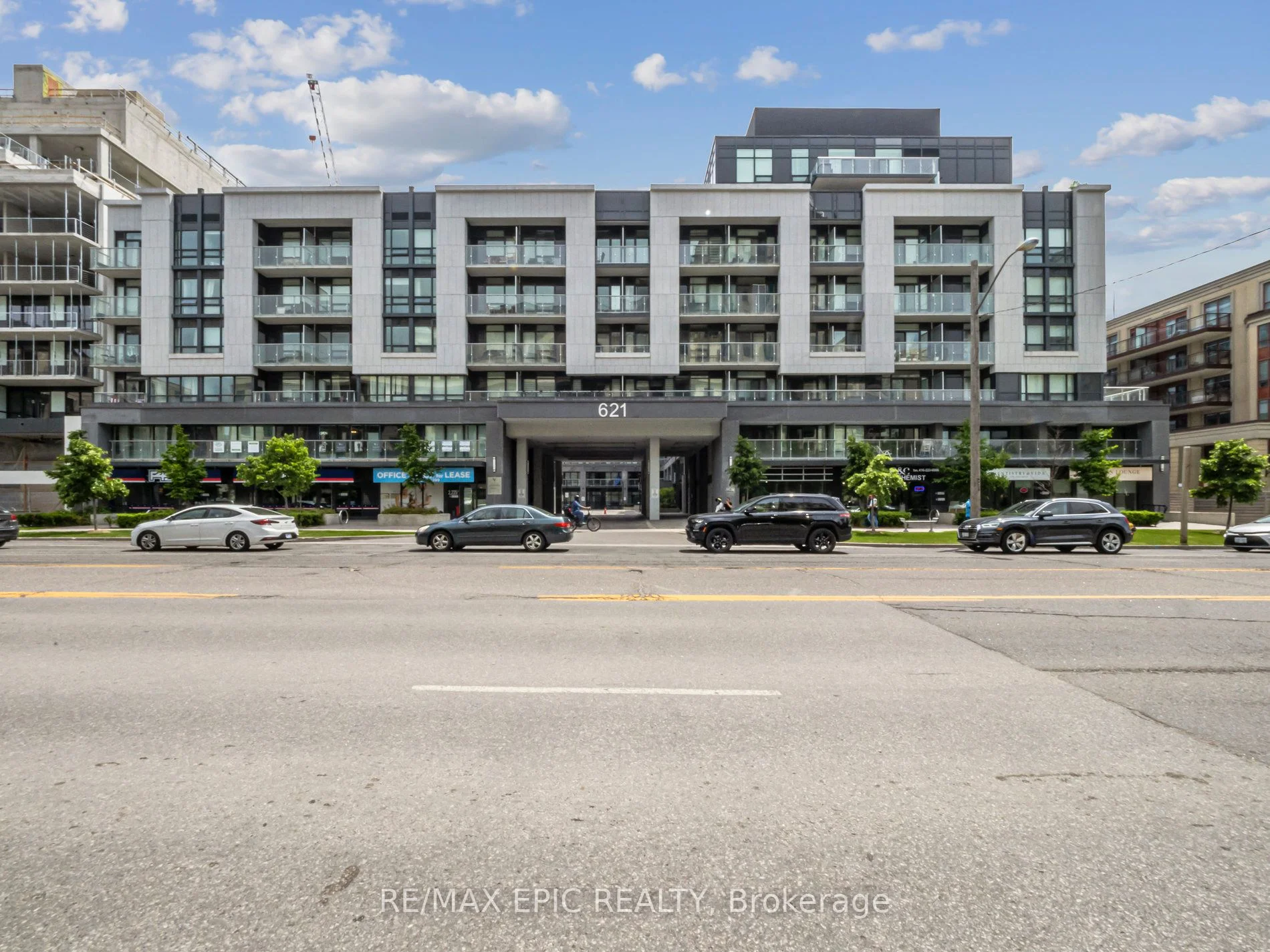 621 Sheppard Avenue E 301, Toronto C15, ON M2K 1B5