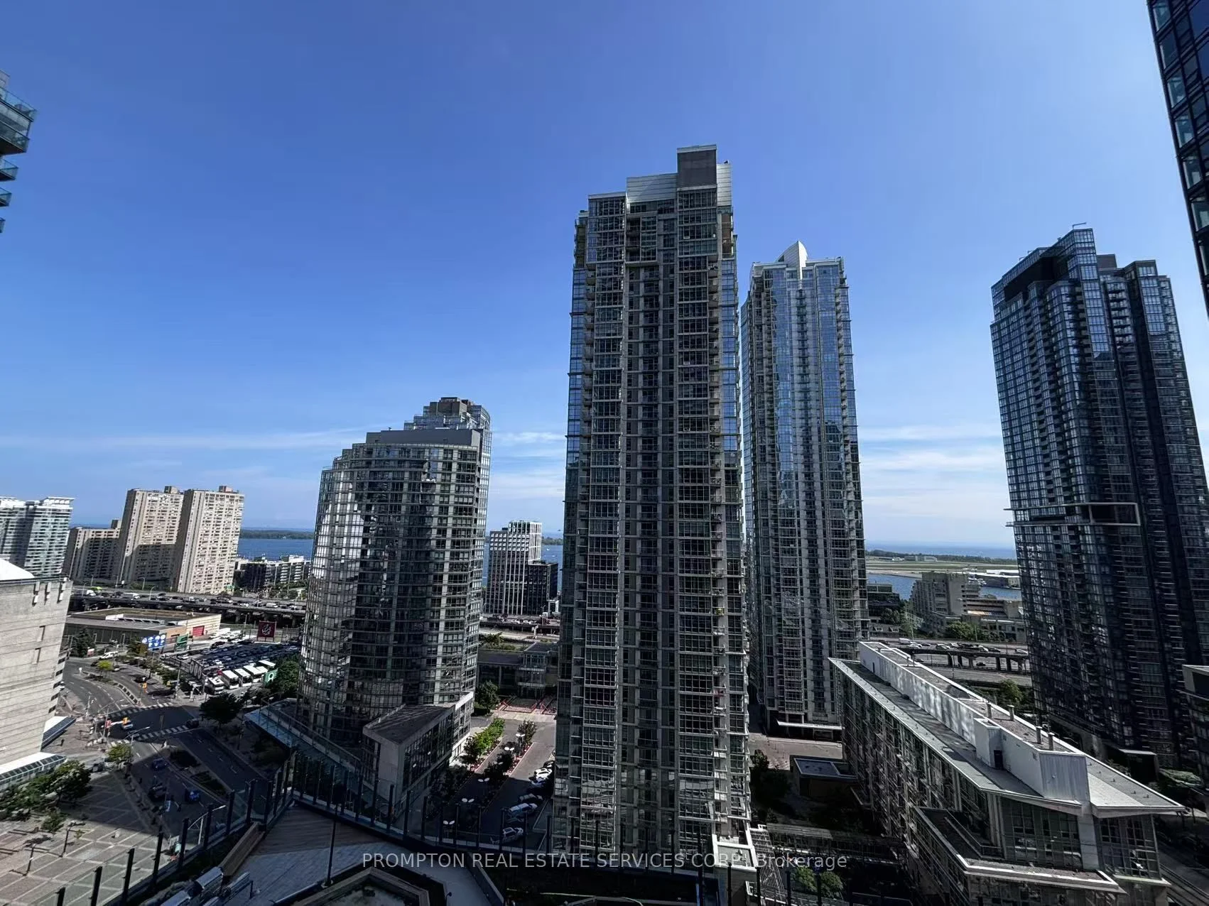 1 Concord Cityplace Way 1909, Toronto C01, ON M5V 0X3