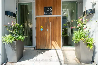 Condo Apartment in Toronto