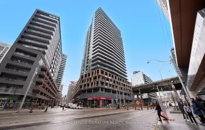 Condo Apartment in Toronto