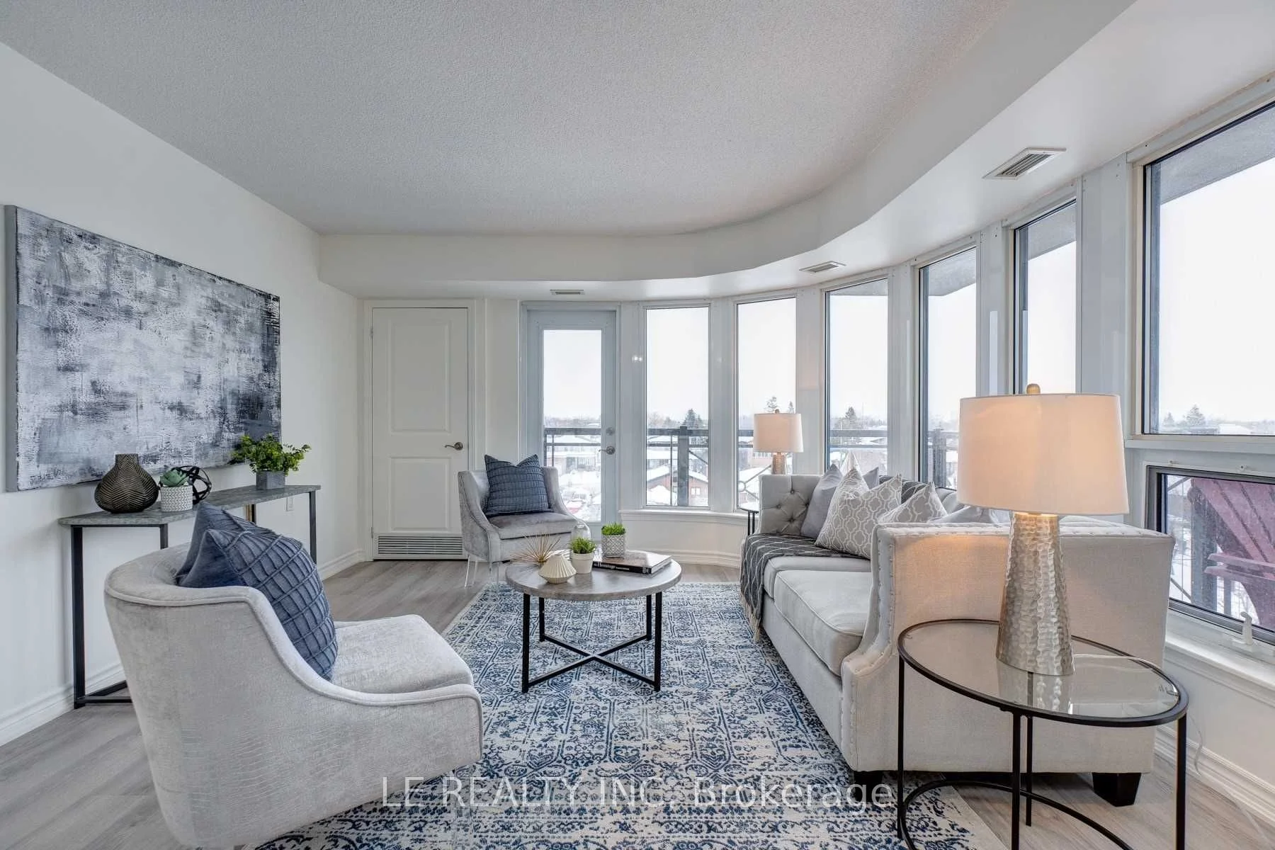 872 Sheppard Avenue 415, Toronto C06, ON M3H 2T5