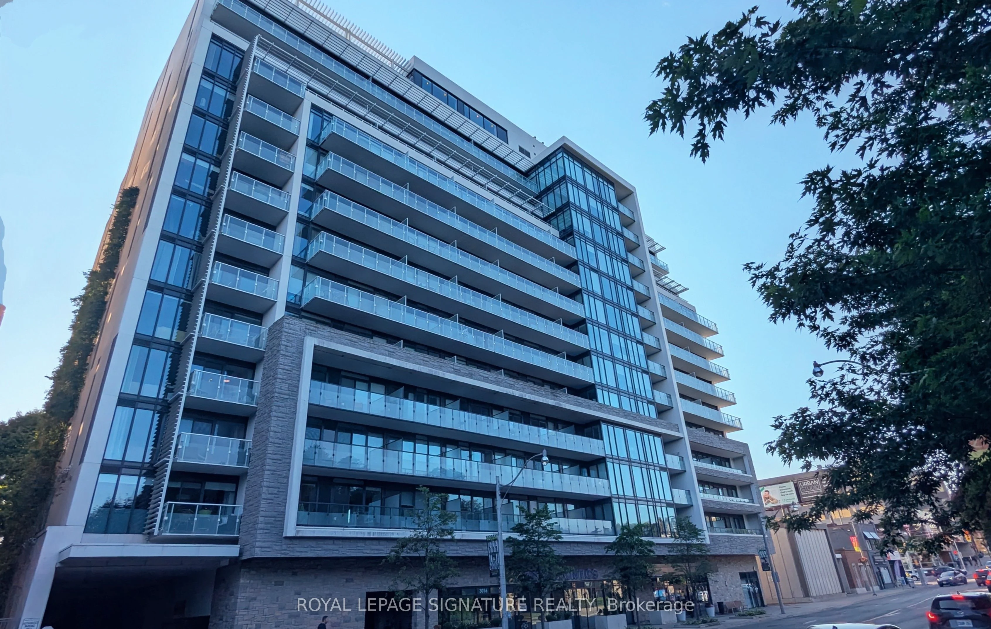 Condo Apartment in Toronto