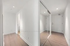 8 Wellesley Street W 4503, Toronto C01, ON M4Y 0J5