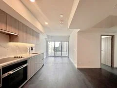 3 Concord Cityplace Way 520, Toronto C01, ON M5V 0X4