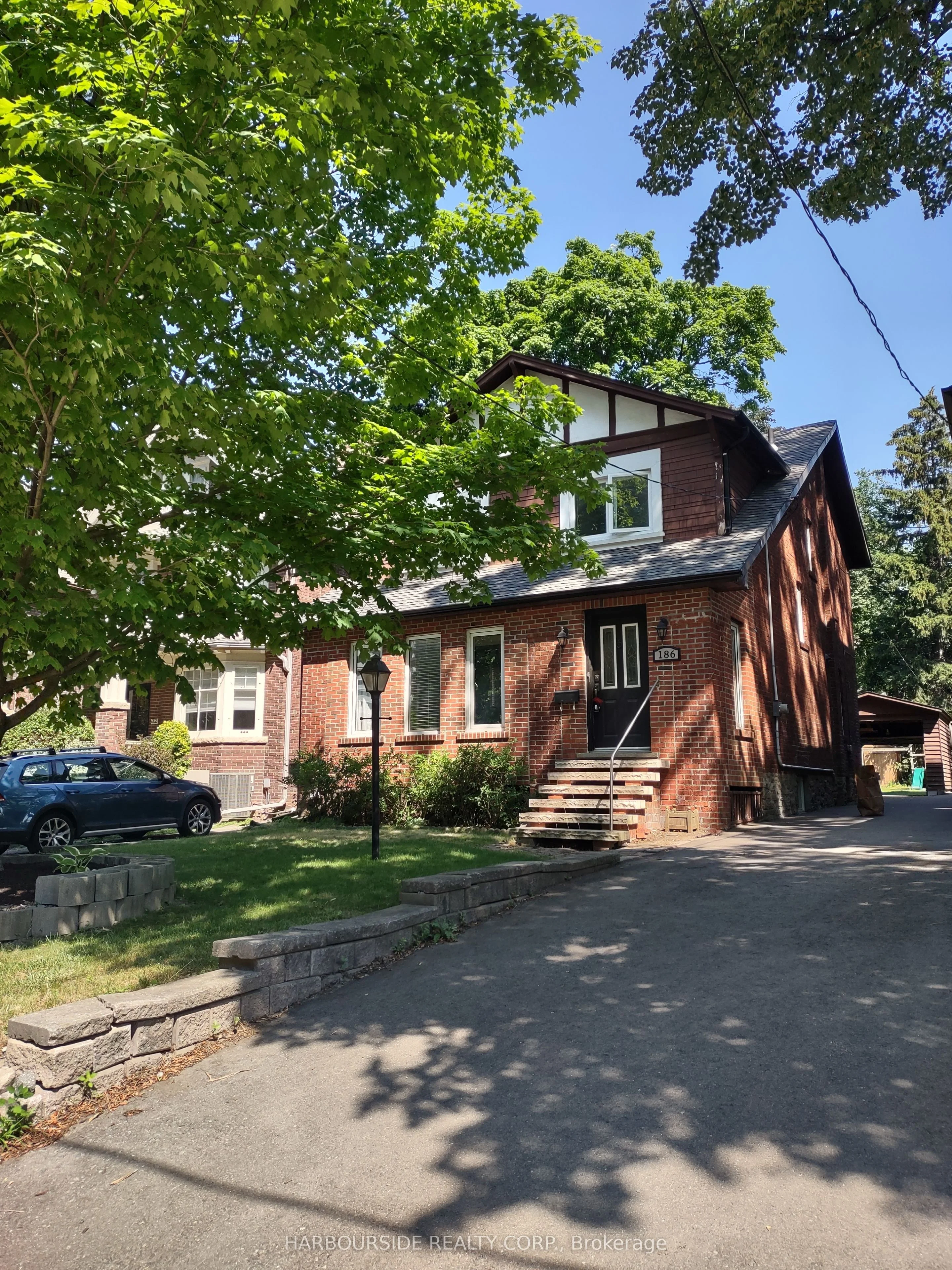 186 Keewatin Avenue, Toronto C10, ON M4P 1Z8