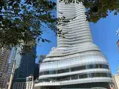 11 Wellesley Street W 1007, Toronto C01, ON M4Y 0G4