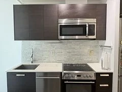 42 Charles Street E 3101, Toronto C01, ON M4Y 1T4