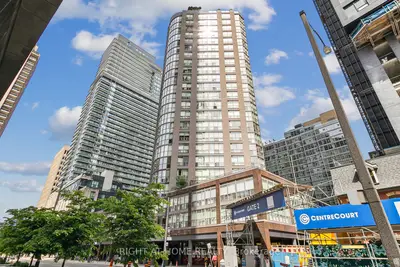 Condo Apartment in Toronto