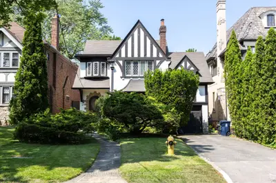Detached in Toronto
