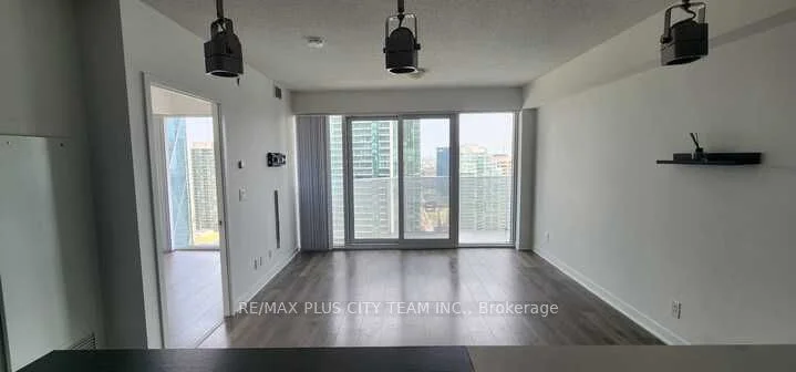88 Harbour Street 3406, Toronto C01, On M5j 1b7