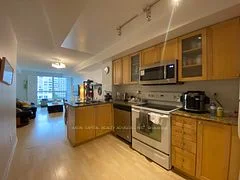 761 Bay Street 603, Toronto C01, ON M5G 2R2